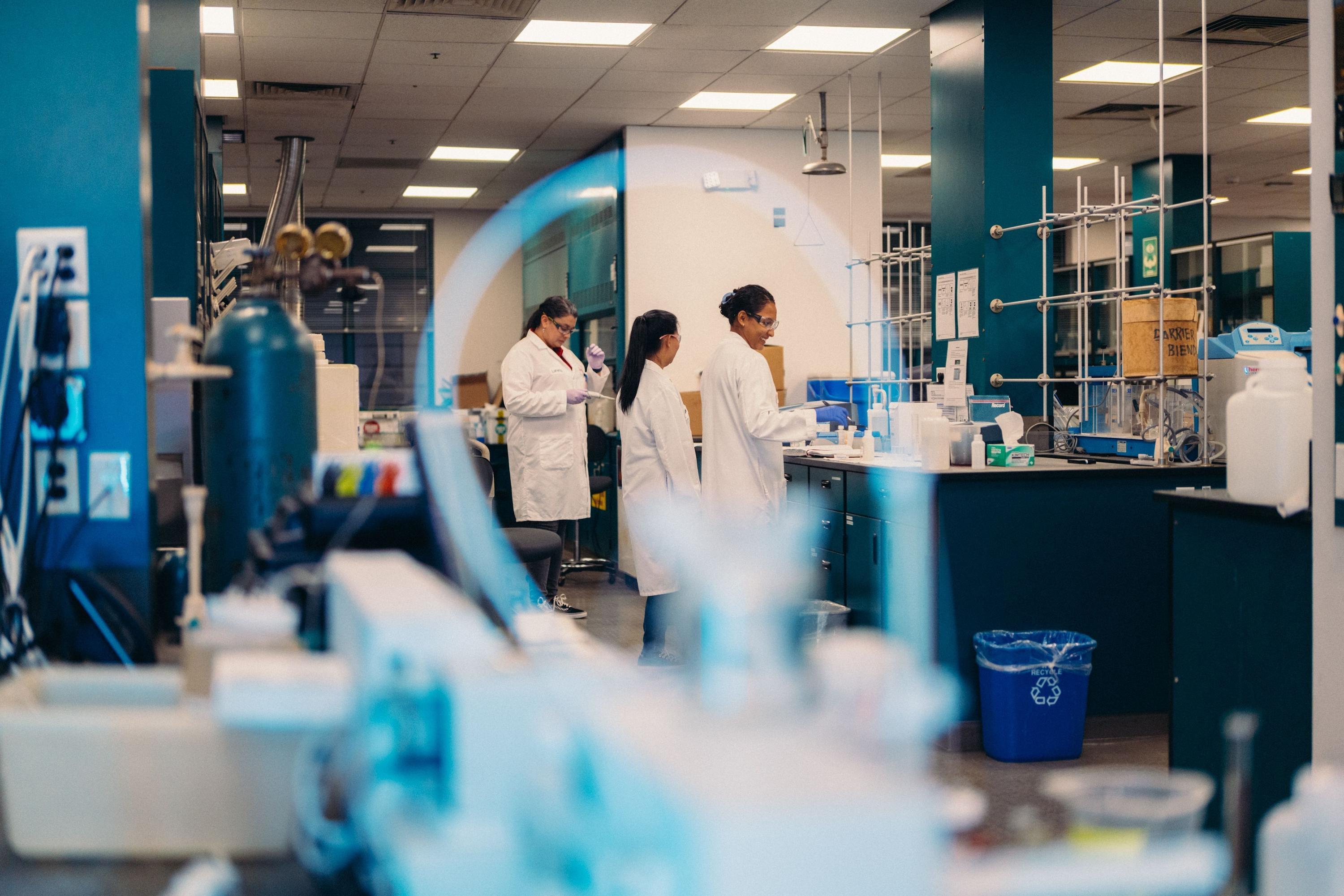 Background image for Laboratoire et essais pilotes